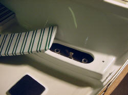 c00990.jpg (36893 bytes)