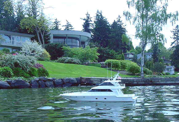 C05417.jpg (62690 bytes)